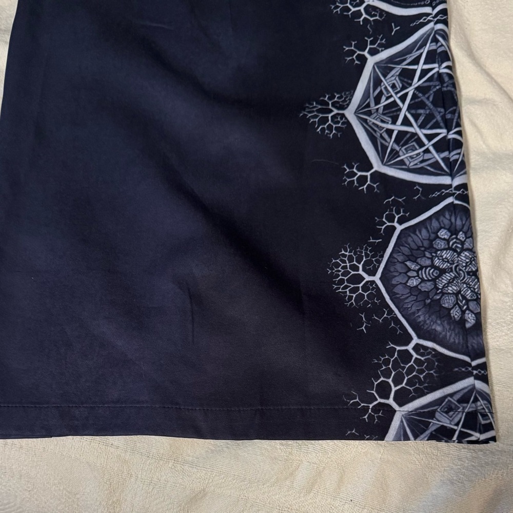 Geometric Patterned Wide-Leg Pants - Picture 9 of 9